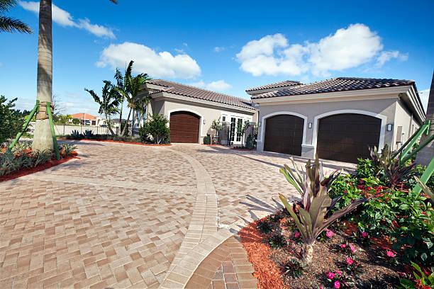 Best Local Driveway Pavers  in North Lima, OH